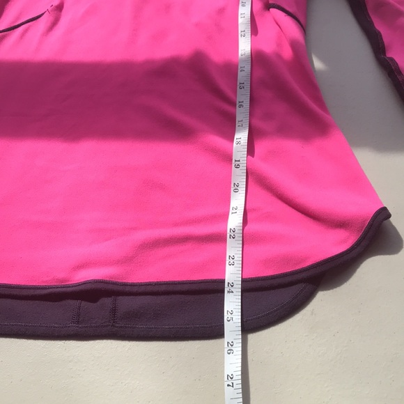 Lululemon Runder Under Long Sleeve shirt Black Swan / Raspberry Glo Light 8 - Picture 13 of 14